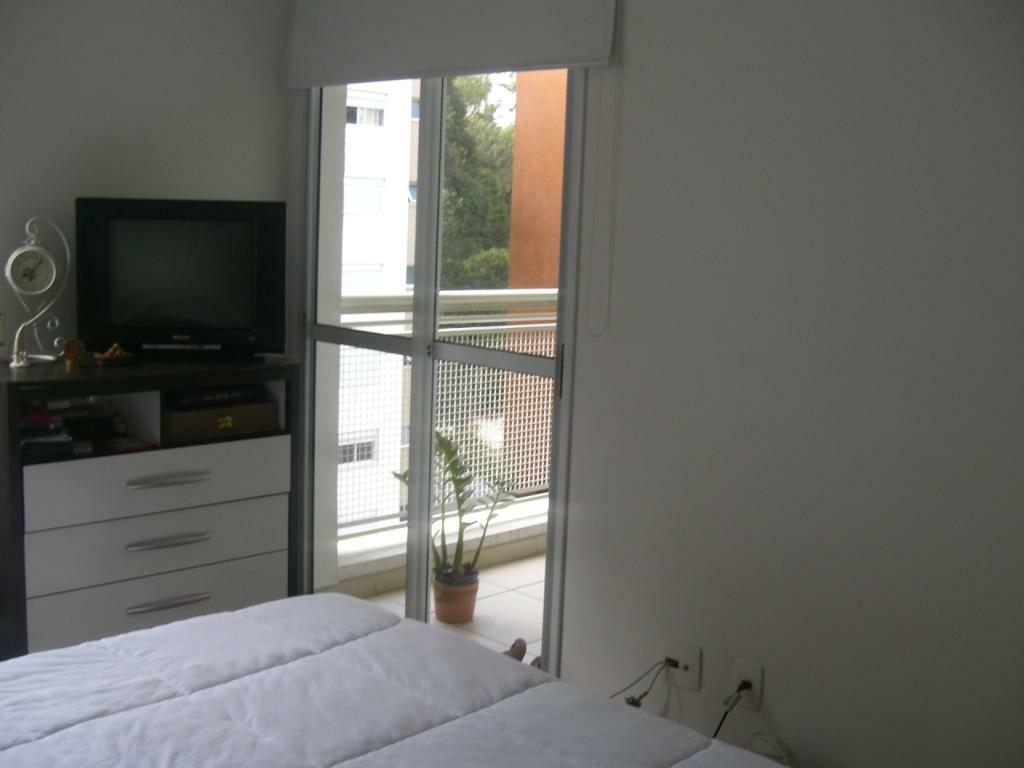 Apartamento para alugar com 2 quartos, 71m² - Foto 9