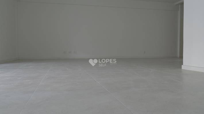 Apartamento à venda com 4 quartos, 192m² - Foto 2