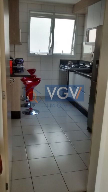 Apartamento à venda com 3 quartos, 105m² - Foto 13