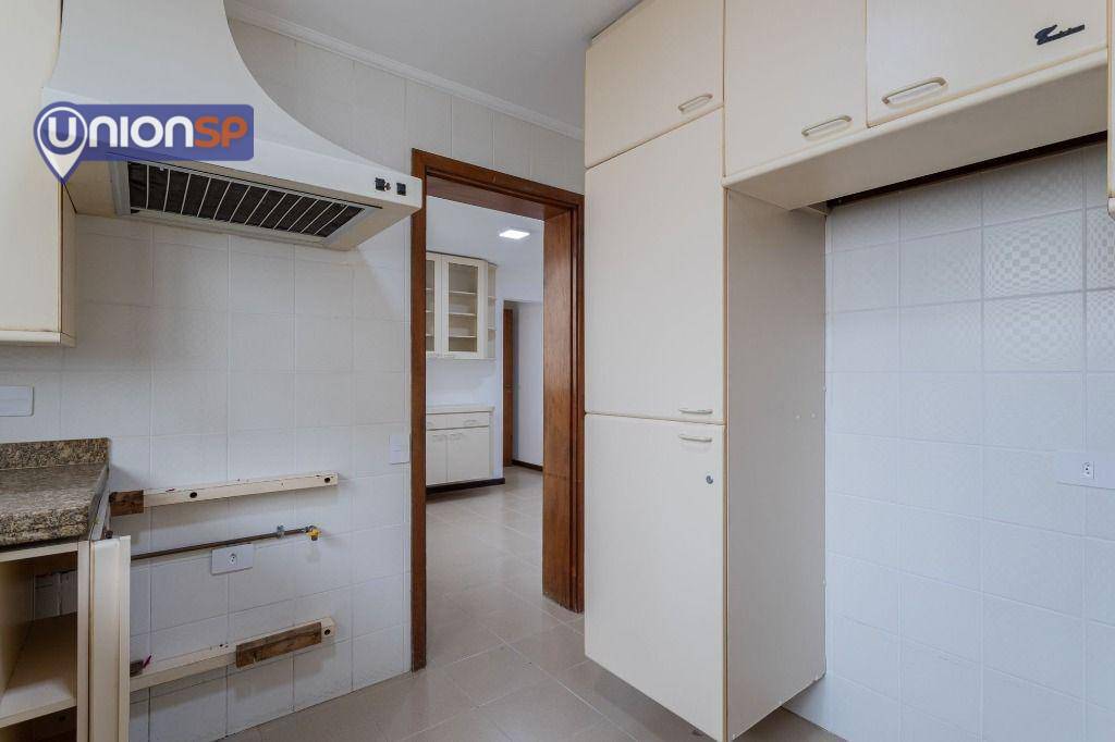 Apartamento à venda com 3 quartos, 184m² - Foto 25