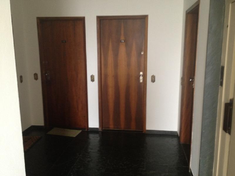 Apartamento à venda com 2 quartos, 90m² - Foto 2