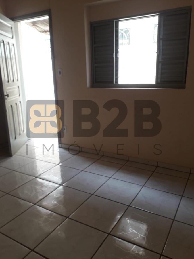 Casa à venda com 3 quartos, 220m² - Foto 6