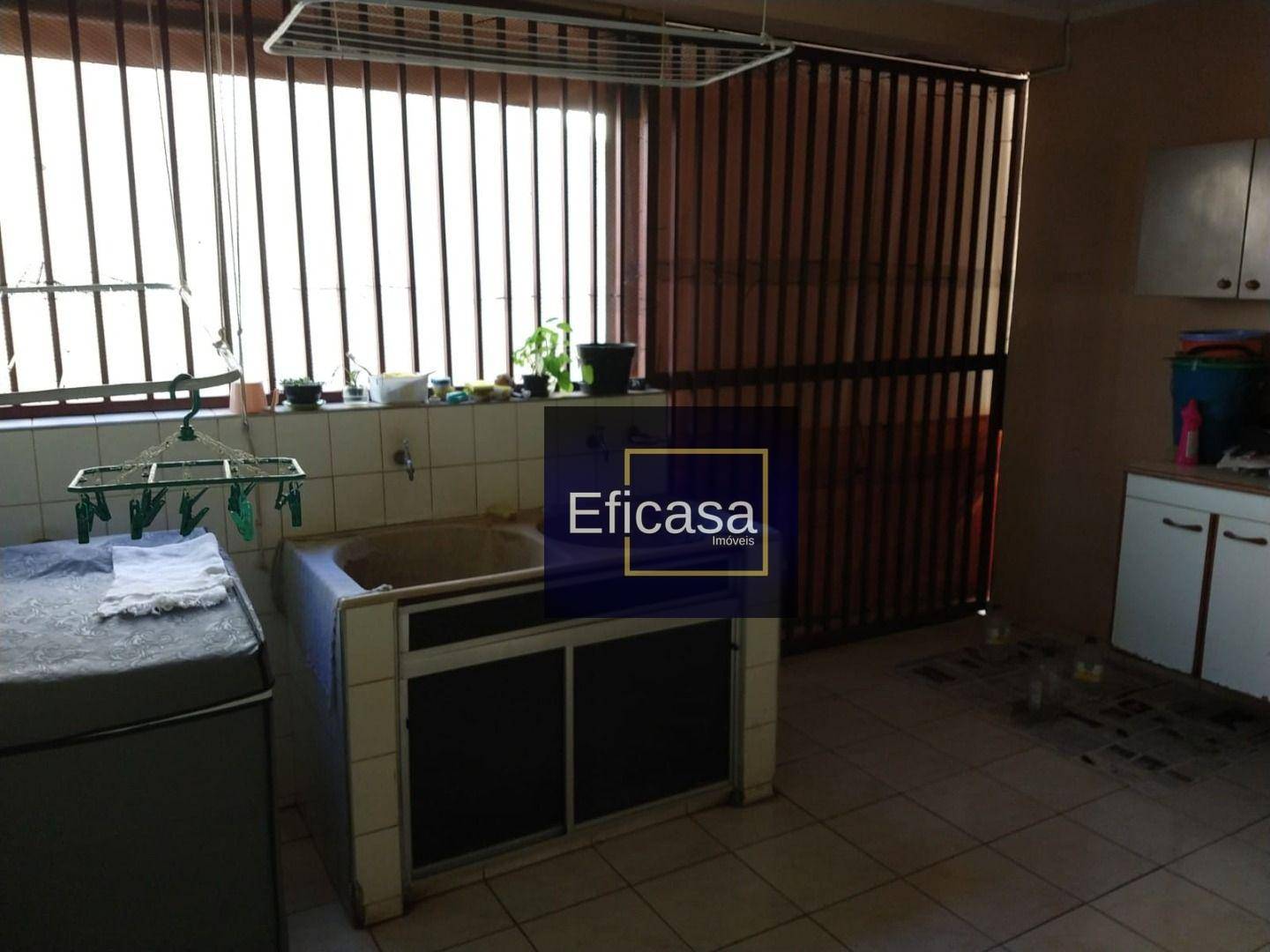 Casa à venda com 3 quartos, 280m² - Foto 34