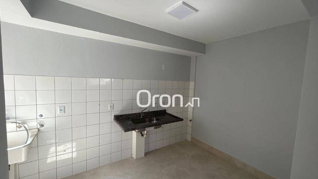 Apartamento à venda com 2 quartos, 45m² - Foto 2