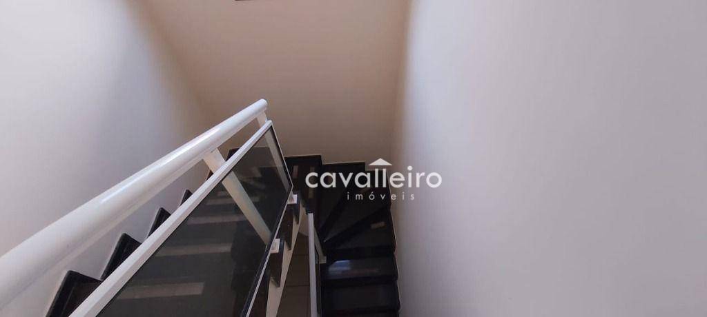 Casa de Condomínio à venda com 5 quartos, 265m² - Foto 3