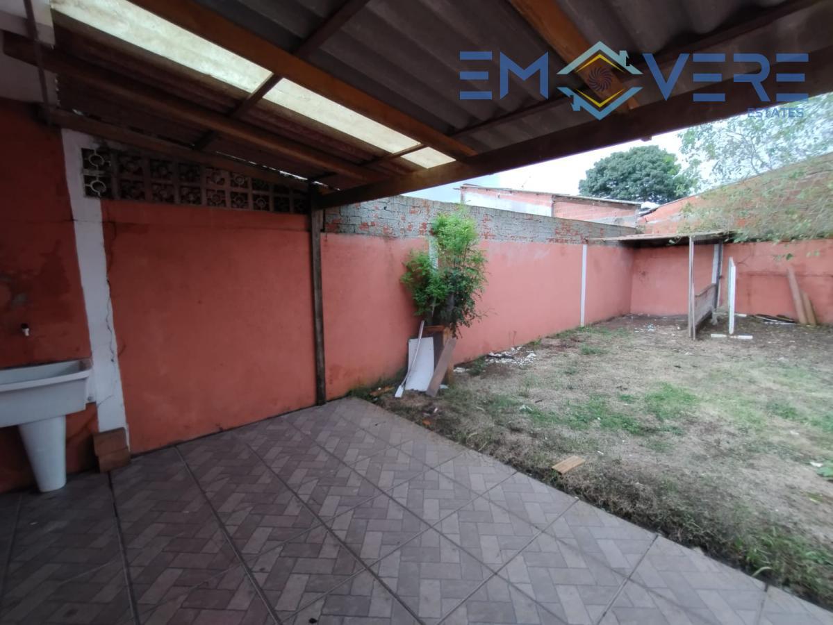 Casa à venda com 3 quartos, 60m² - Foto 3
