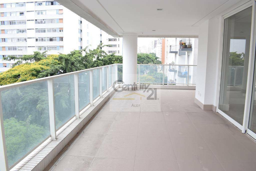 Apartamento à venda com 4 quartos, 260m² - Foto 1