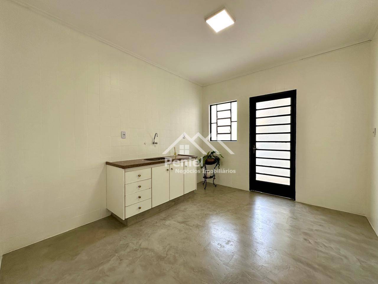 Apartamento à venda com 3 quartos, 103m² - Foto 2