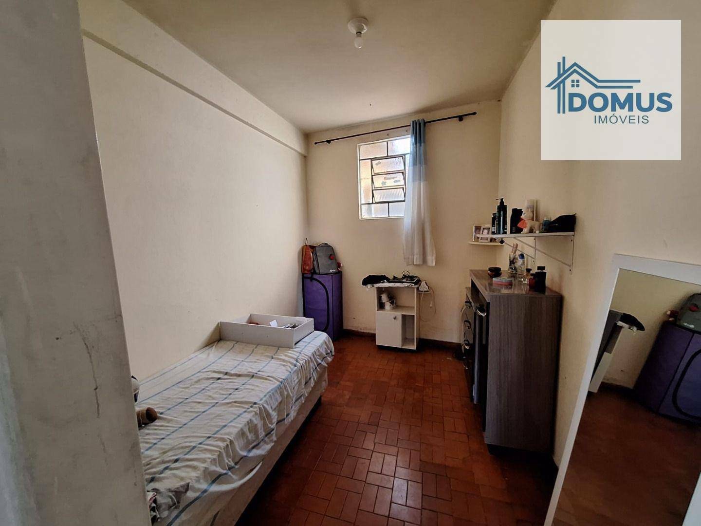 Casa à venda com 5 quartos, 152m² - Foto 19