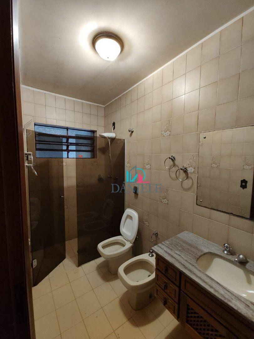 Casa à venda com 3 quartos, 265m² - Foto 7