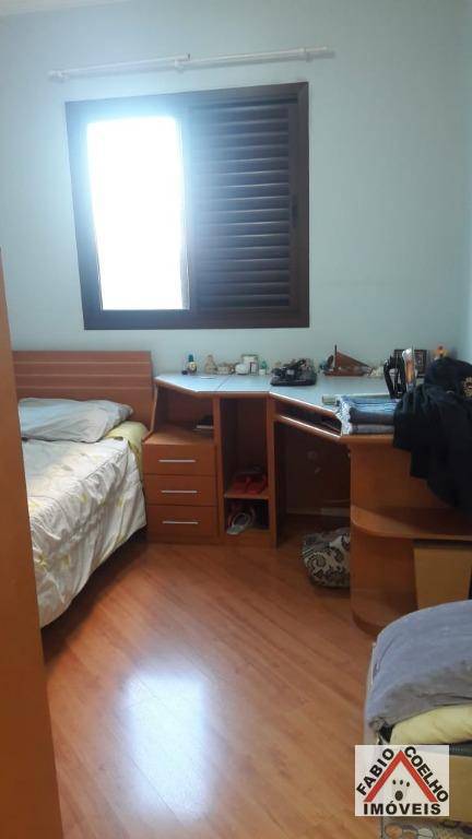 Apartamento à venda com 3 quartos, 75m² - Foto 12