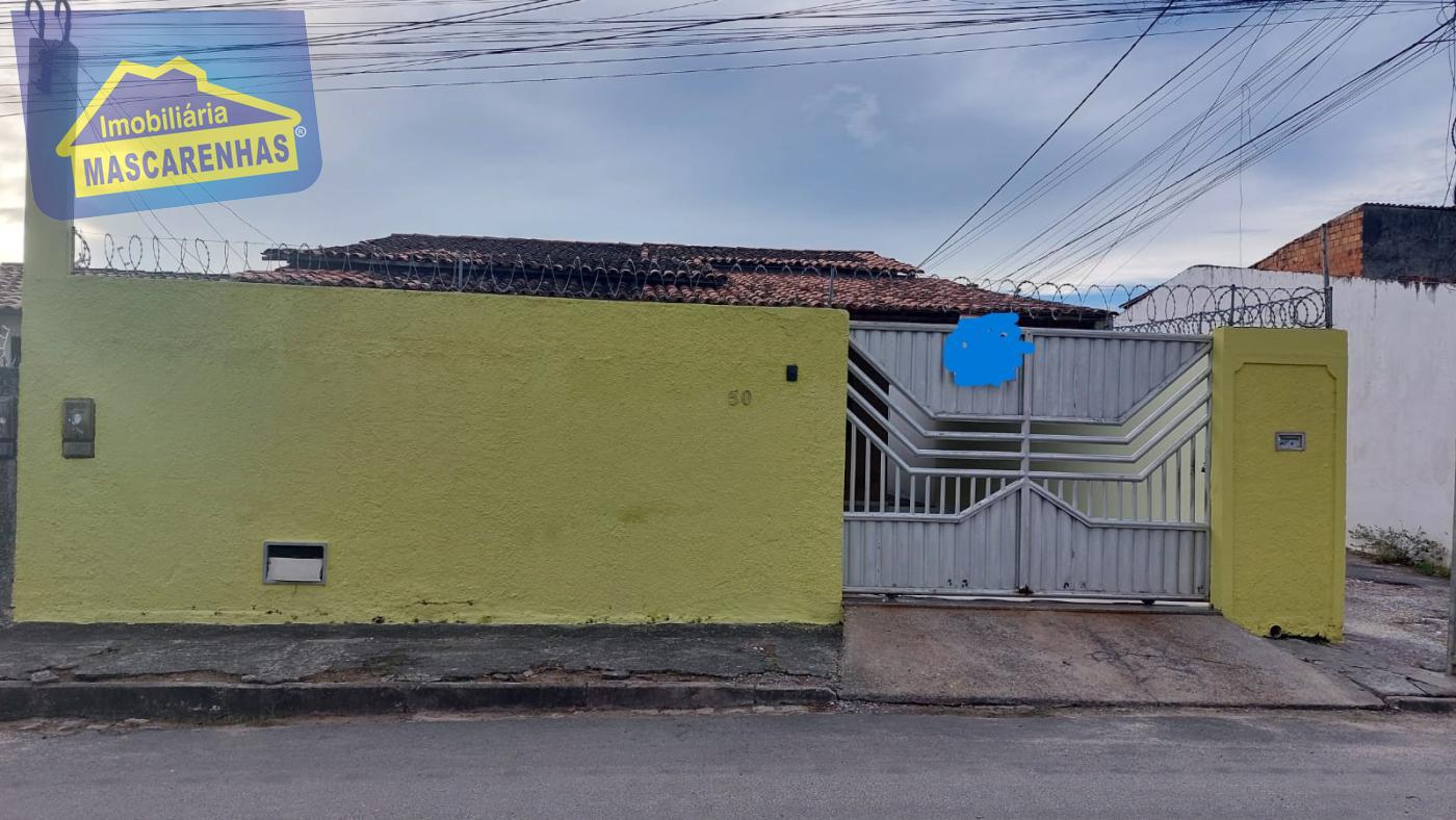 Casa à venda com 3 quartos, 250m² - Foto 1