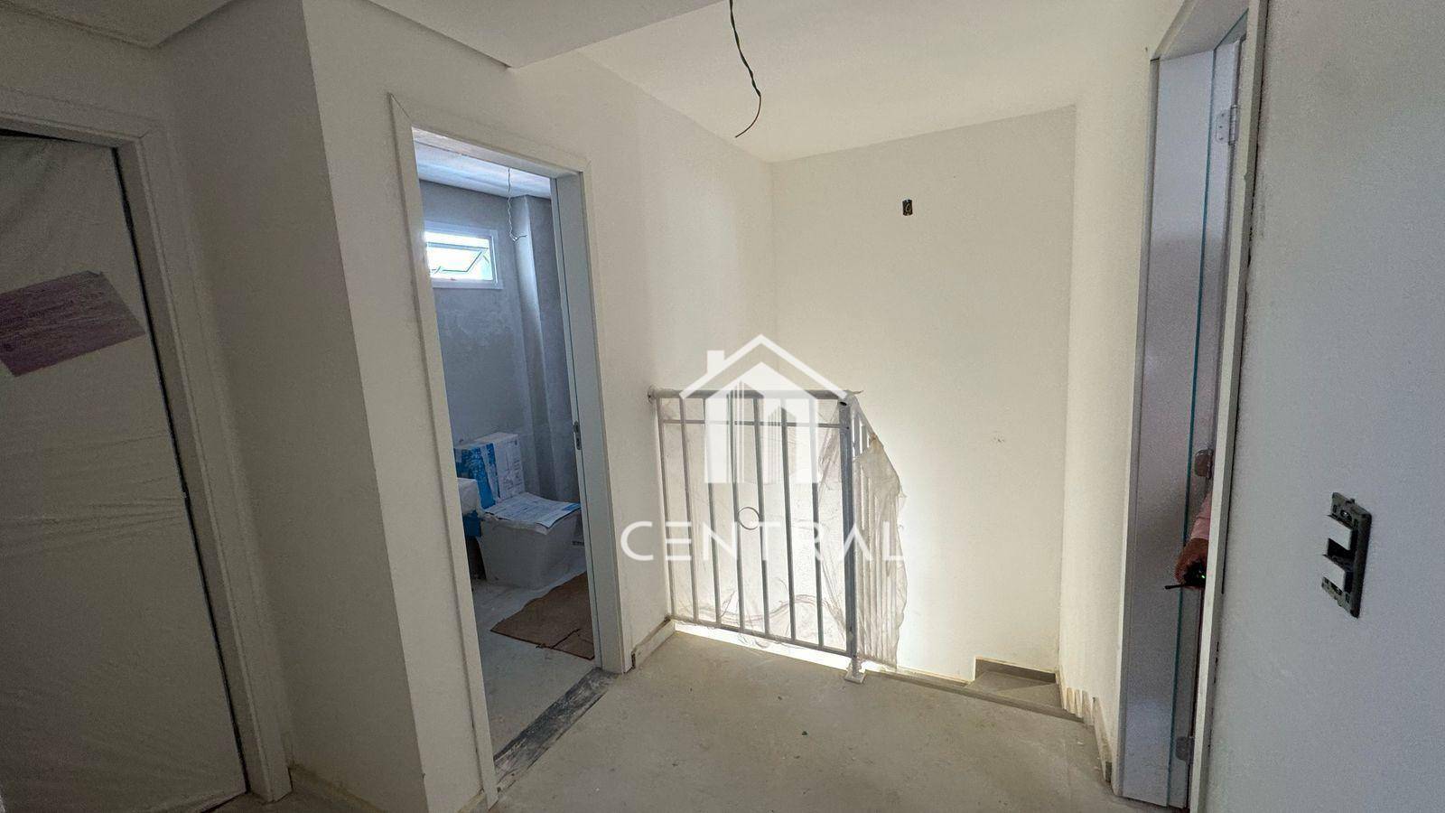 Sobrado à venda com 3 quartos, 113m² - Foto 2