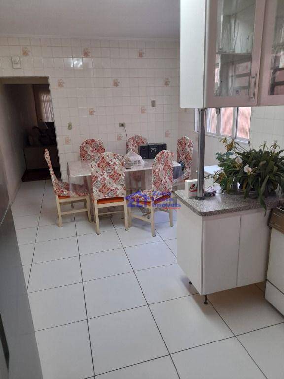 Sobrado à venda com 3 quartos, 220m² - Foto 17