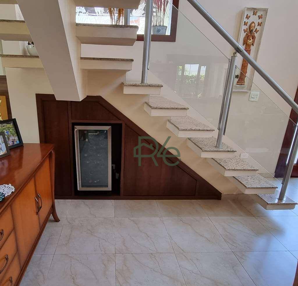 Casa de Condomínio à venda com 4 quartos, 380m² - Foto 10