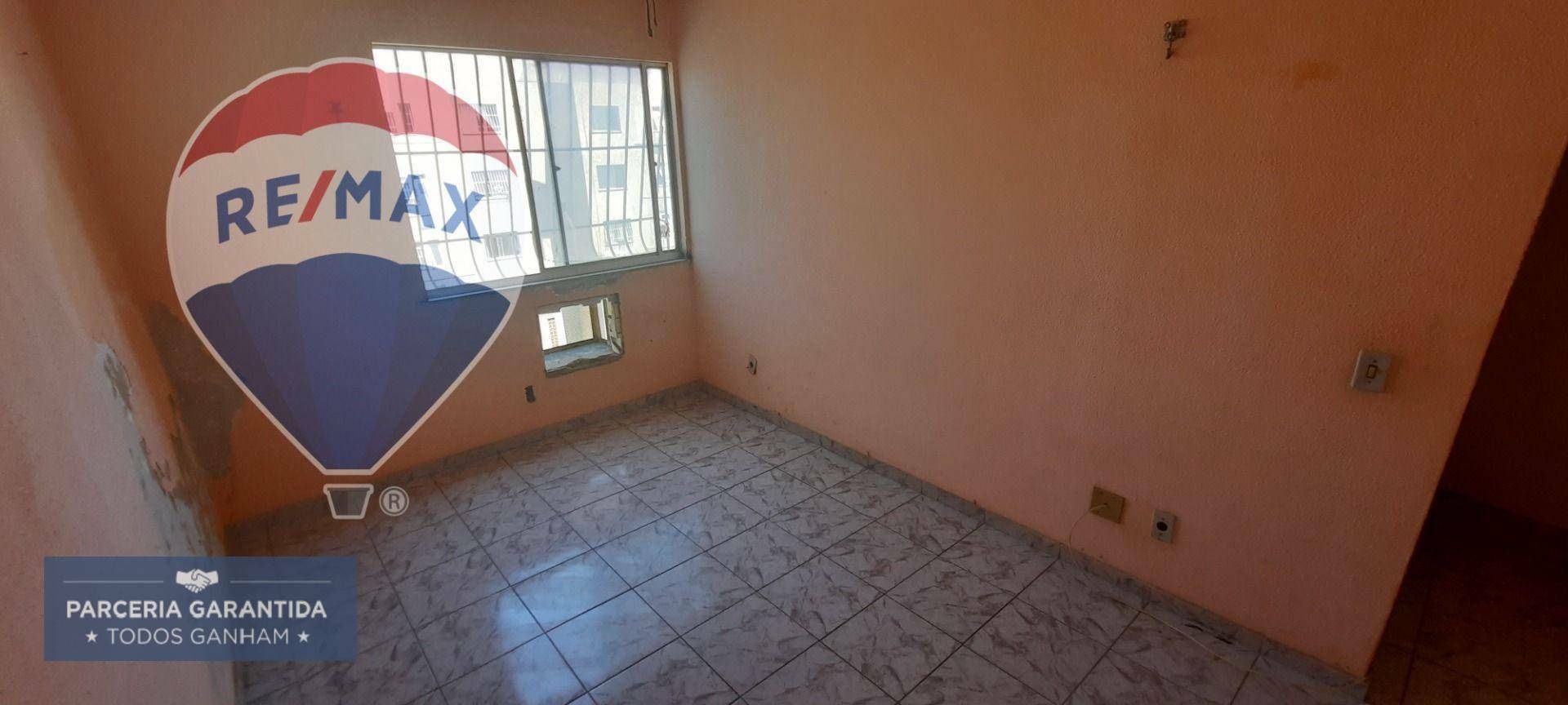 Apartamento à venda com 2 quartos, 62m² - Foto 7