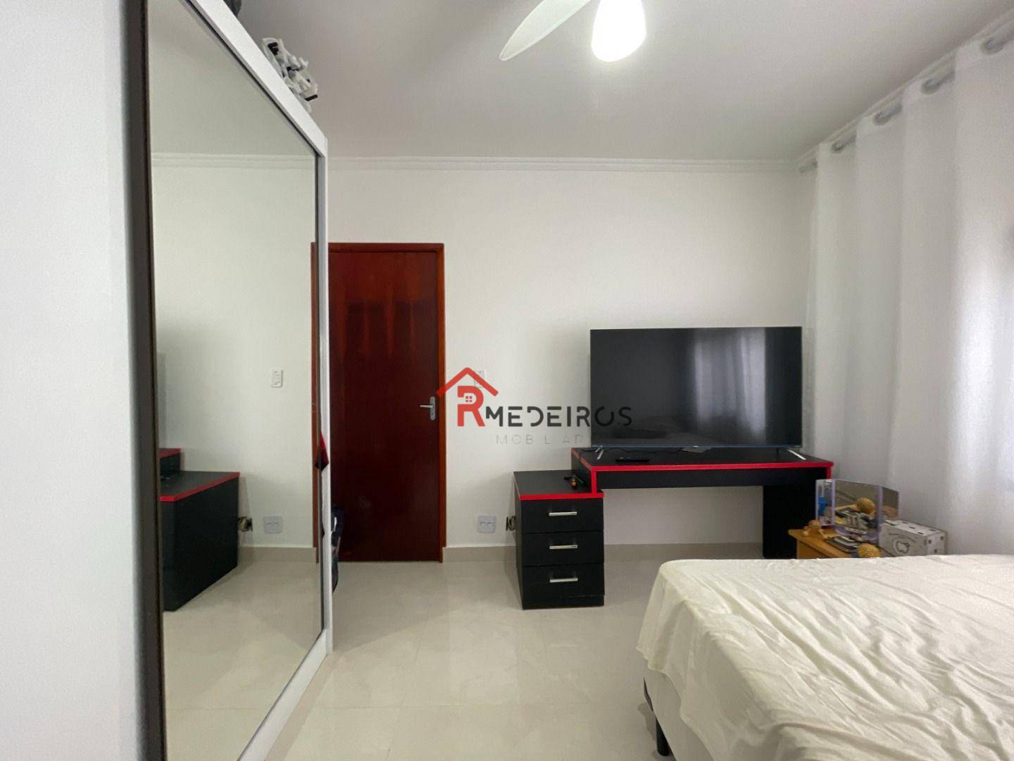 Casa à venda com 2 quartos, 130m² - Foto 9