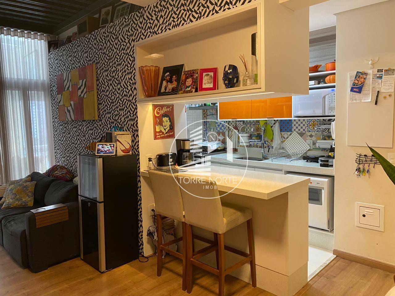 Apartamento à venda com 2 quartos, 104m² - Foto 7