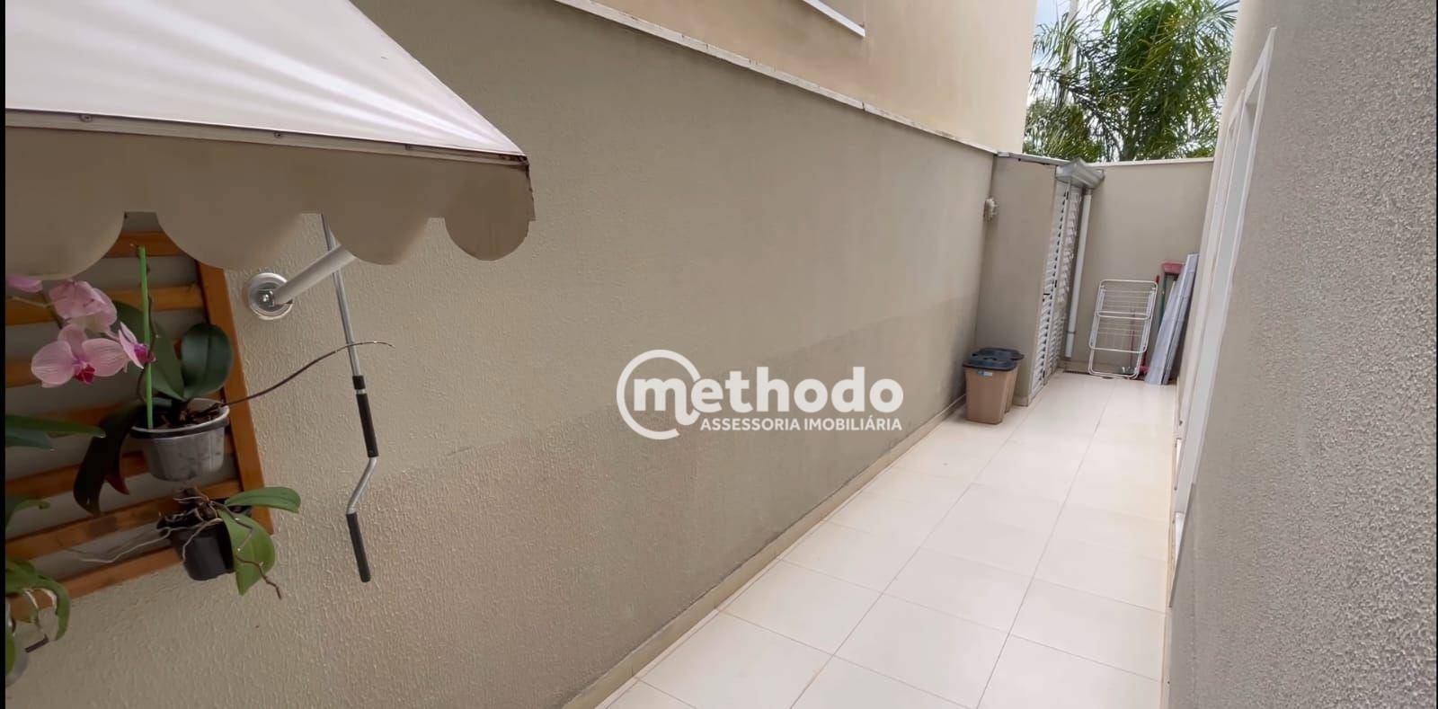 Casa de Condomínio à venda com 3 quartos, 236m² - Foto 24