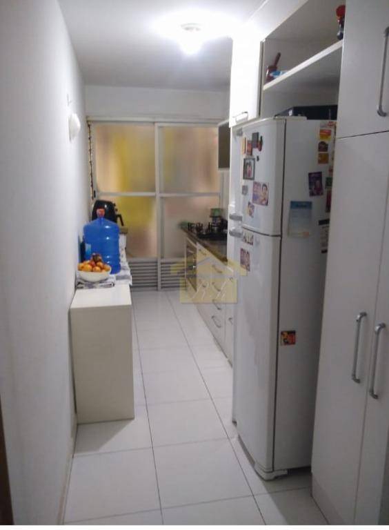 Apartamento à venda com 3 quartos, 78m² - Foto 14