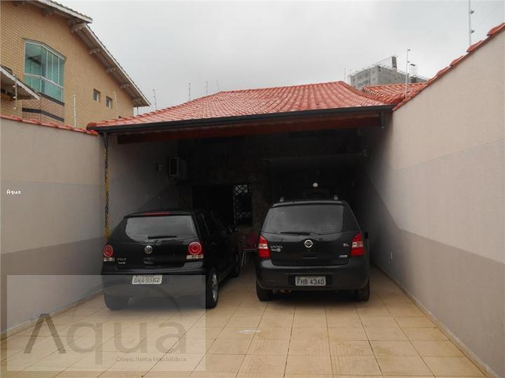 Casa à venda com 3 quartos, 211m² - Foto 4