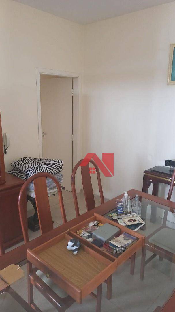 Casa à venda com 2 quartos, 200m² - Foto 7