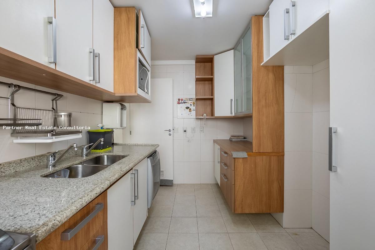 Apartamento à venda com 4 quartos, 198m² - Foto 12