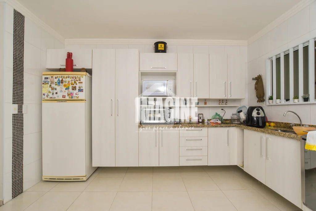 Sobrado à venda com 2 quartos, 134m² - Foto 20