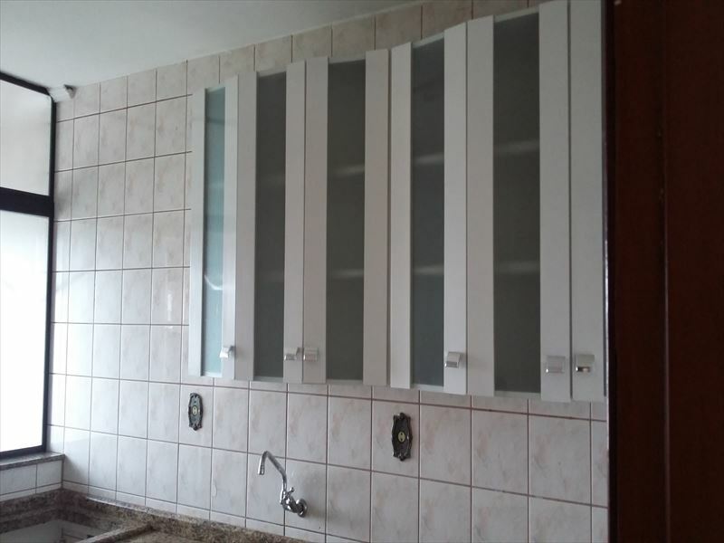 Apartamento para alugar com 2 quartos, 68m² - Foto 5