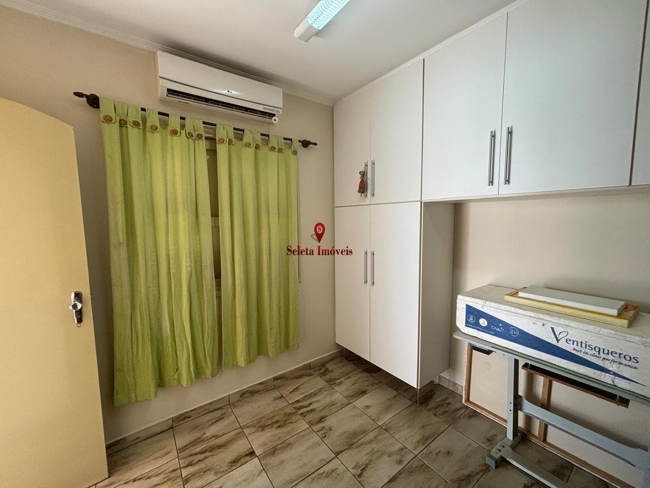 Casa à venda com 3 quartos, 212m² - Foto 37