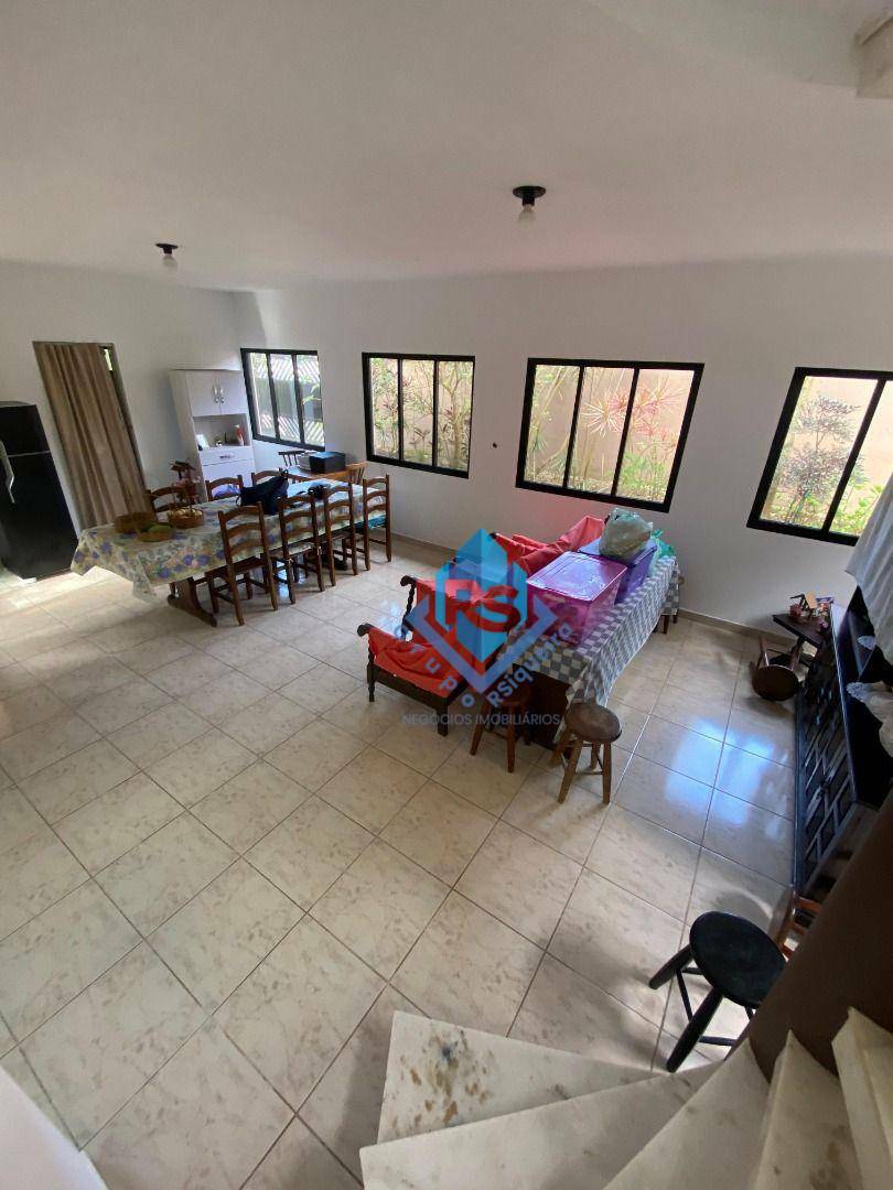 Sobrado à venda com 2 quartos, 233m² - Foto 22