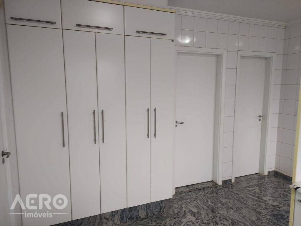 Apartamento à venda com 3 quartos, 240m² - Foto 27