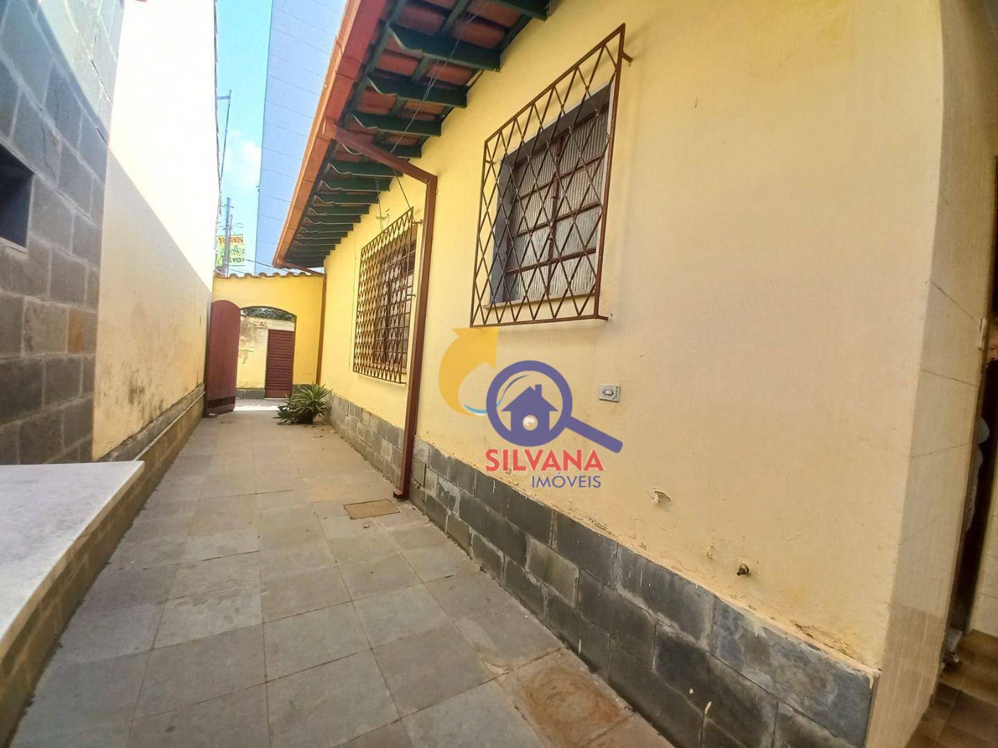 Casa à venda com 3 quartos, 260m² - Foto 35