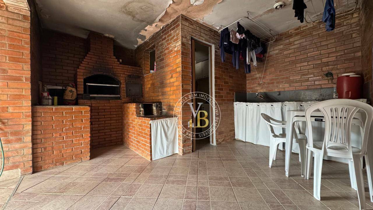 Casa à venda e aluguel com 3 quartos, 150m² - Foto 19