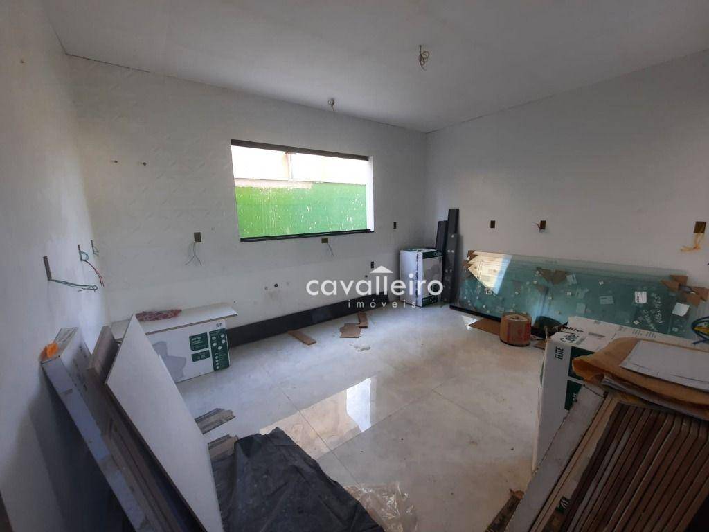 Casa de Condomínio à venda com 4 quartos, 209m² - Foto 17