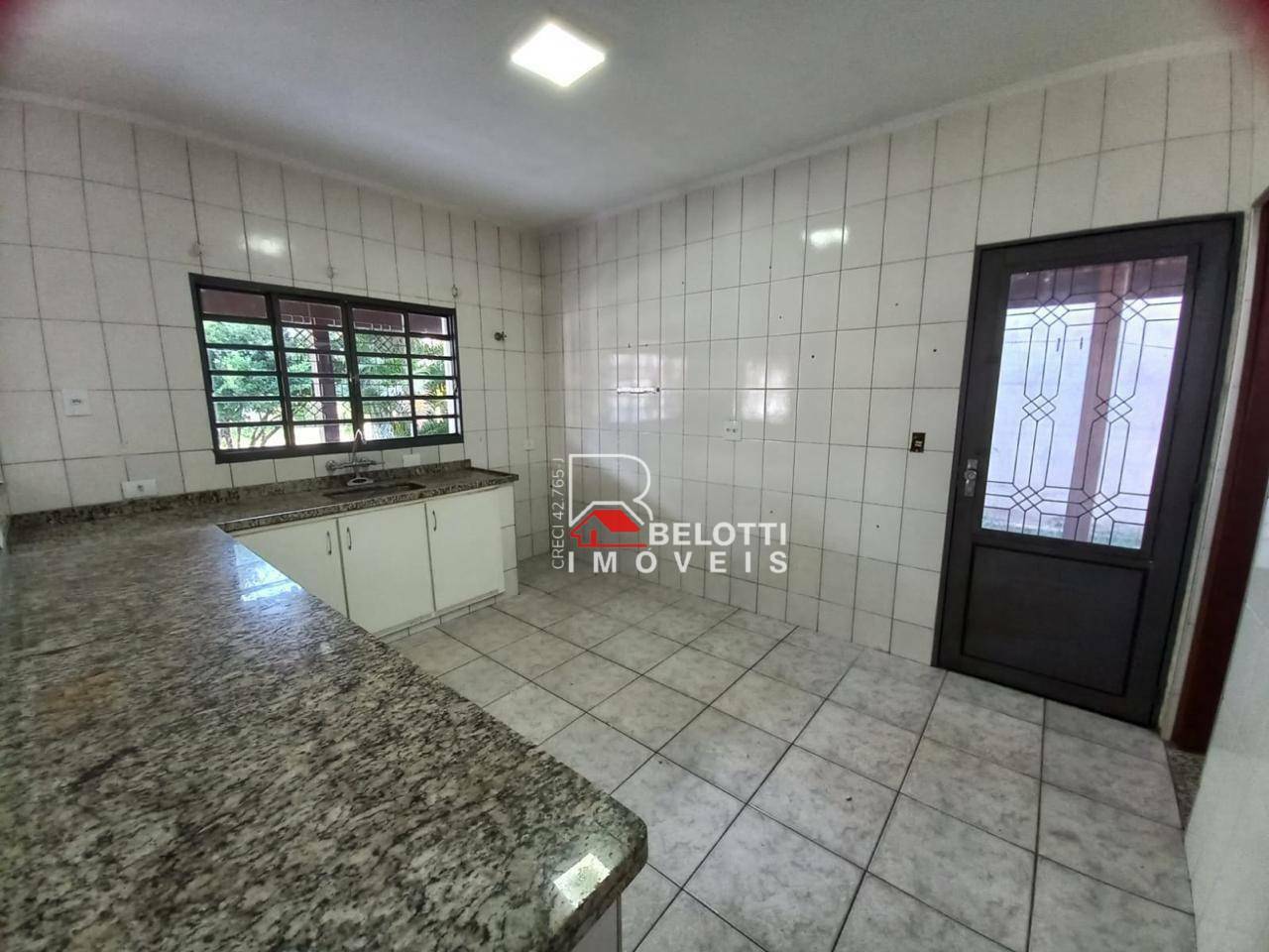 Casa de Condomínio para alugar com 4 quartos, 275m² - Foto 11