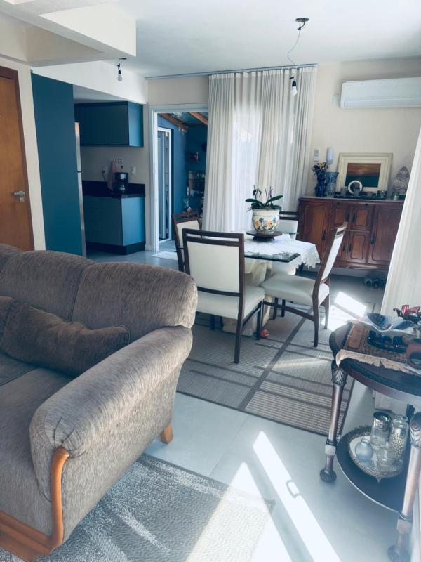 Casa à venda com 3 quartos, 117m² - Foto 3