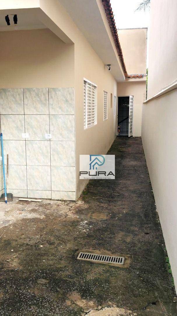 Casa à venda com 3 quartos, 130m² - Foto 14