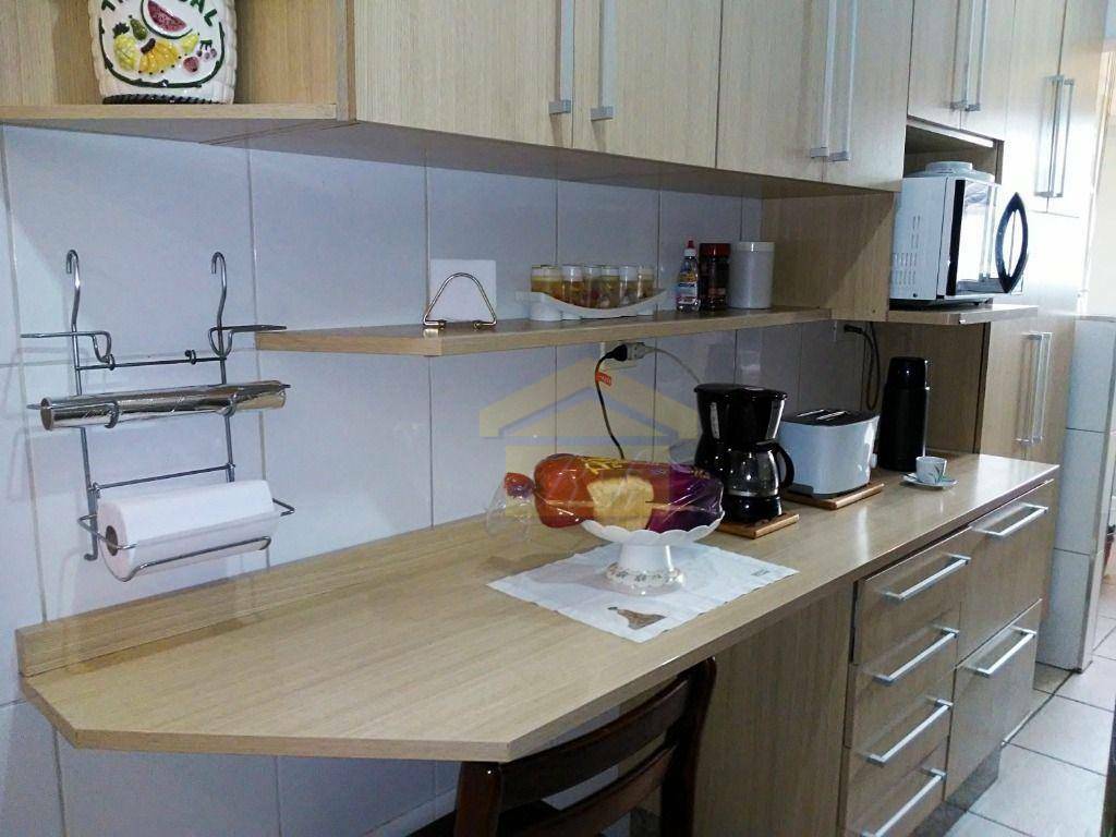 Apartamento à venda com 3 quartos, 92m² - Foto 4