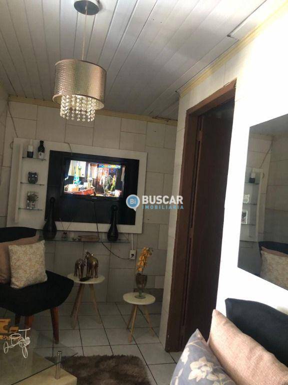 Casa à venda com 2 quartos, 1300m² - Foto 7