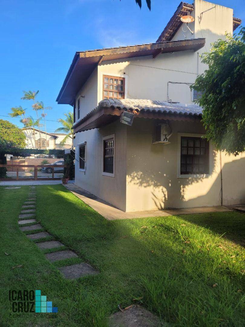 Casa de Condomínio à venda com 3 quartos, 250m² - Foto 2