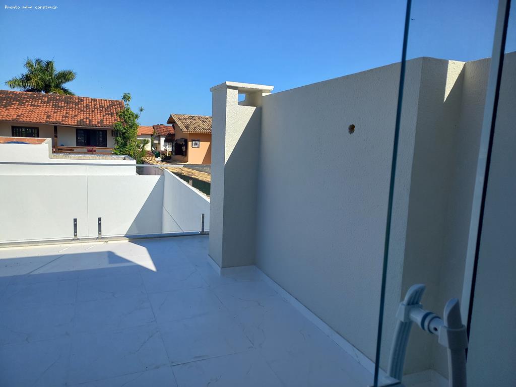 Casa à venda com 4 quartos, 214m² - Foto 8