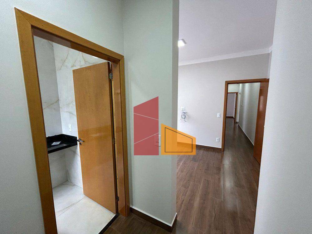 Casa à venda com 3 quartos, 183m² - Foto 18