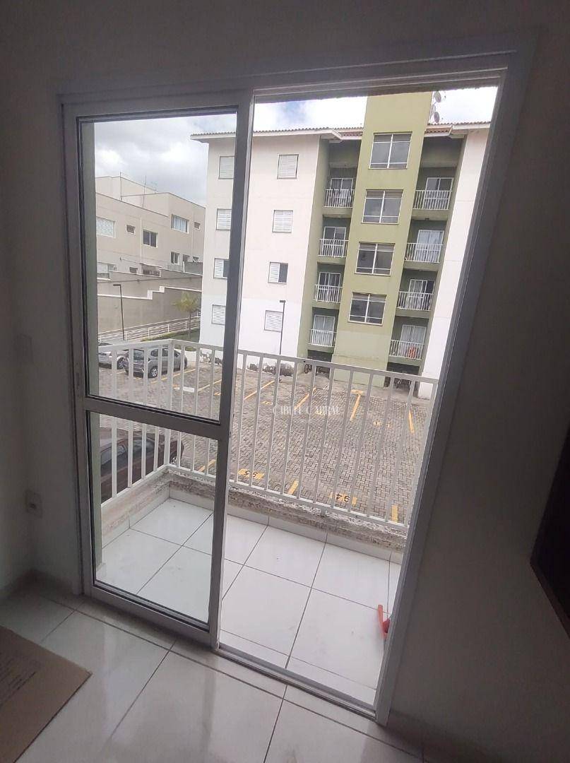 Apartamento à venda com 2 quartos, 58m² - Foto 3