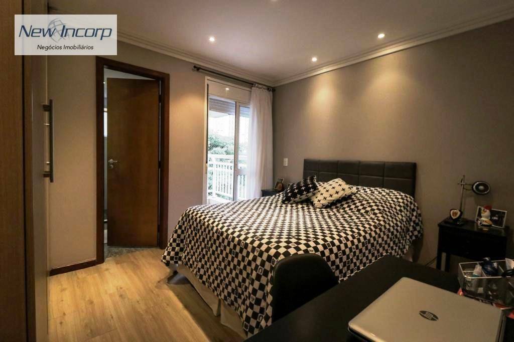 Apartamento à venda com 4 quartos, 250m² - Foto 18