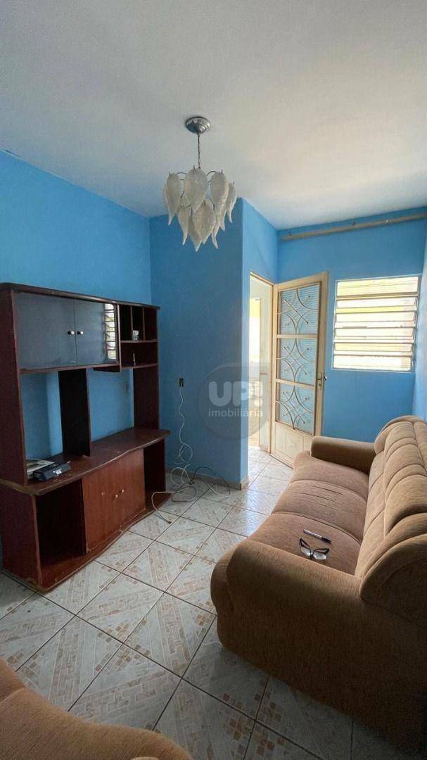 Casa à venda com 4 quartos, 98m² - Foto 14