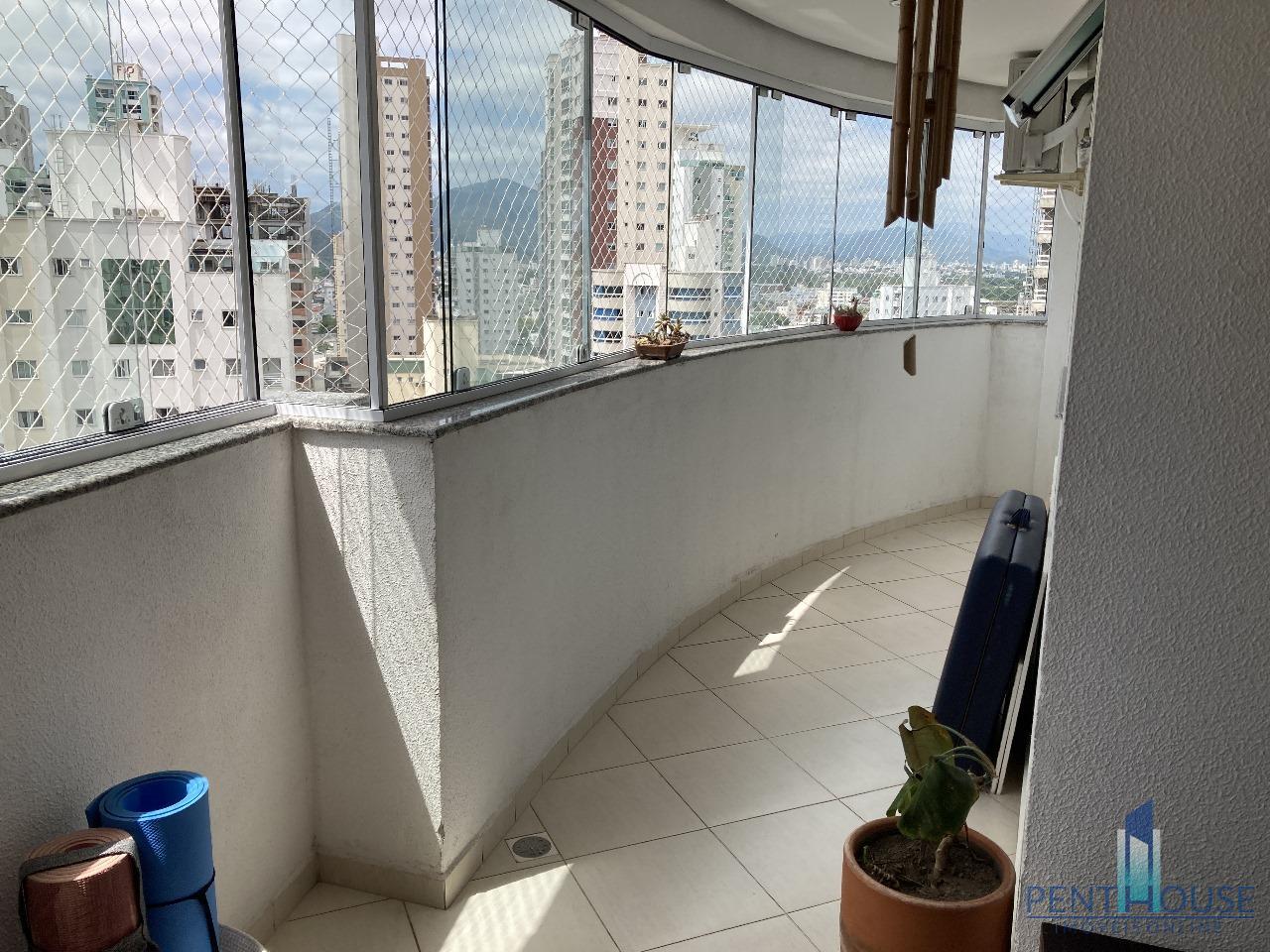 Apartamento à venda com 2 quartos, 81m² - Foto 12