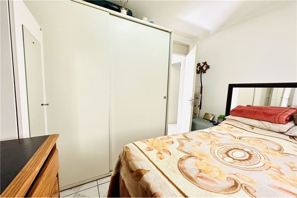 Apartamento à venda com 2 quartos, 48m² - Foto 5