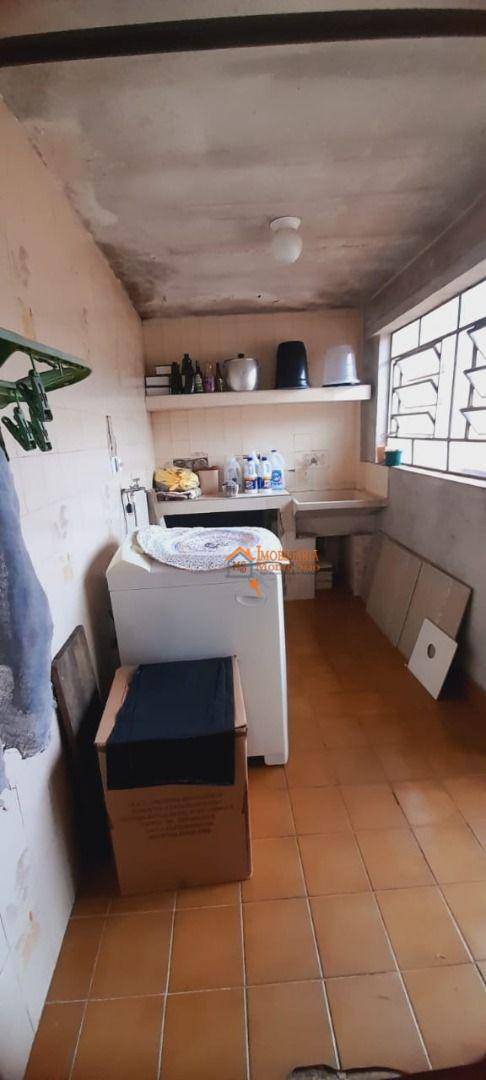 Sobrado à venda com 2 quartos, 180m² - Foto 13