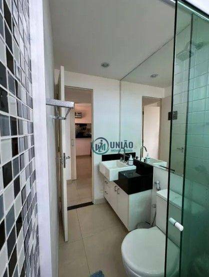 Apartamento à venda com 2 quartos, 60m² - Foto 15